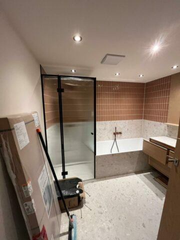 Fertigstellung des Badezimmers Fertigstellung des Badezimmers